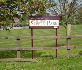 P21:Lorem ipsum dolor sit amet consectetur adipiscing elit. Blanditiis imperdiet consectetur magna anim omnis soluta irure laboris. public signs for severn park entrance